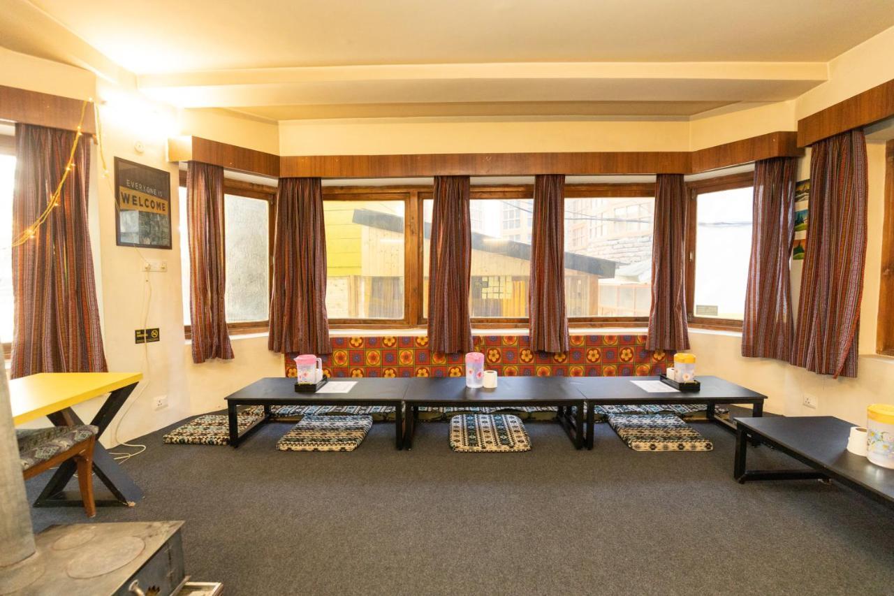 The Hosteller Manali Exteriör bild