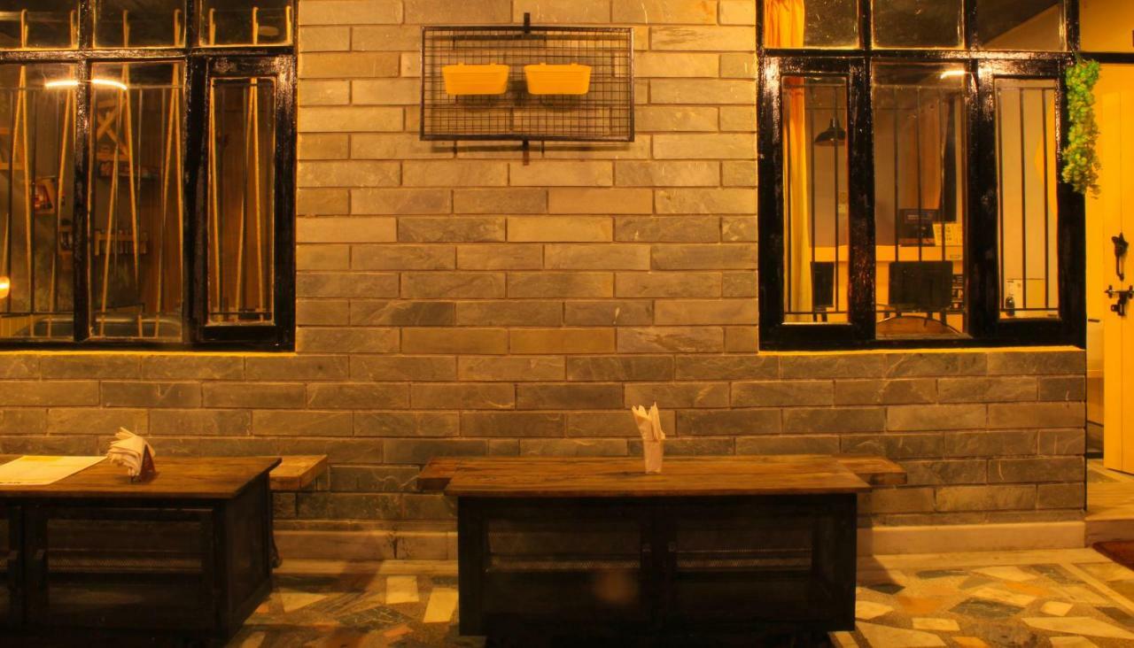 The Hosteller Manali Exteriör bild